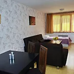 Forest Nook Aparthotel 3*