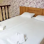 Forest Nook Aparthotel Pamporovo
