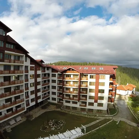 Aparthotel Forest Nook 3*