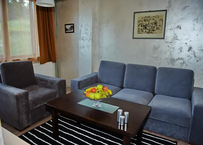 Forest Nook Aparthotel Pamporowo