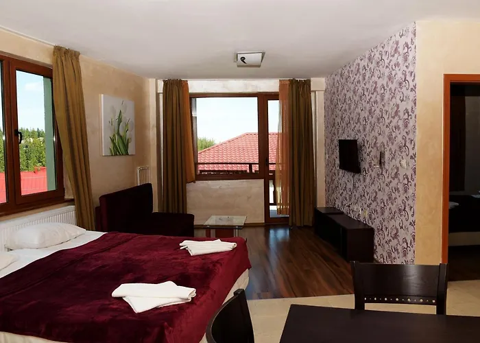 Forest Nook Pamporowo