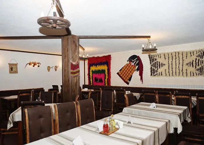 Aparthotel Forest Nook 3*