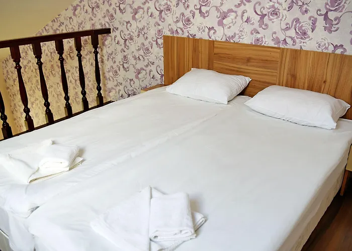 Forest Nook Apart Otel Pamporovo